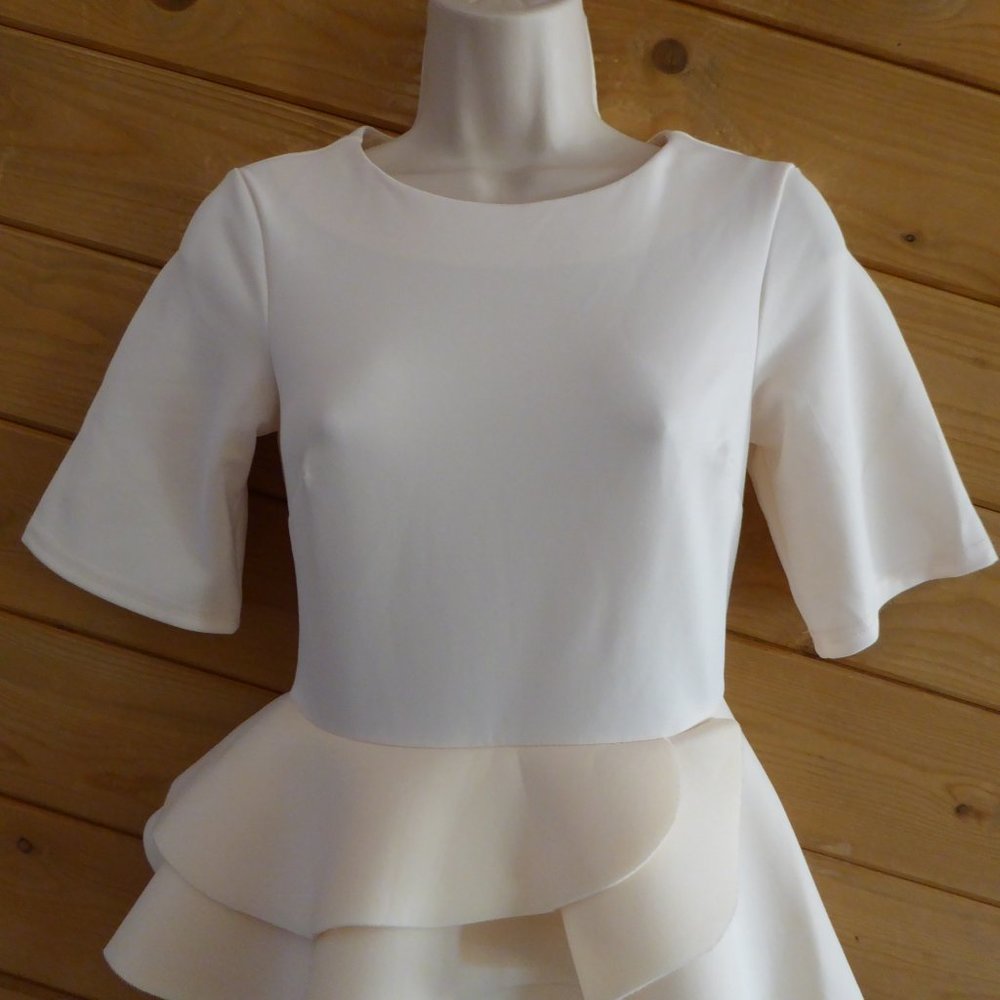 ASOS Cream Beige Structured Short Sleeve Peplum Tunic Ruffled Top NEW Size 0 - Picture 2 of 11